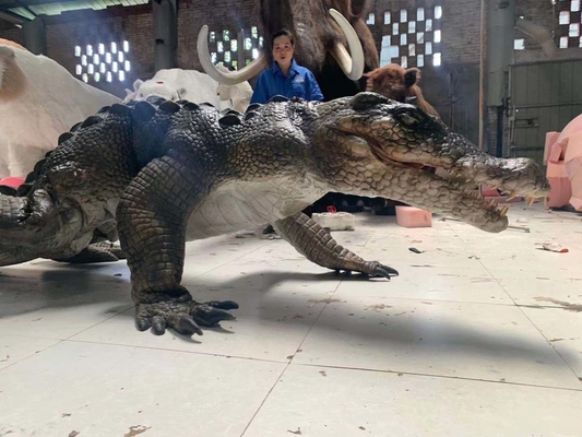 Wechselwirkendes realistisches Krokodil-Kostüm für Vergnügungspark