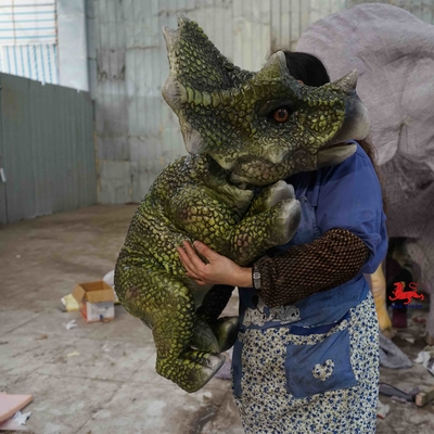 Guter Preis Leichte, weiche, realistische Handpuppe, Triceratops-Handpuppe Online